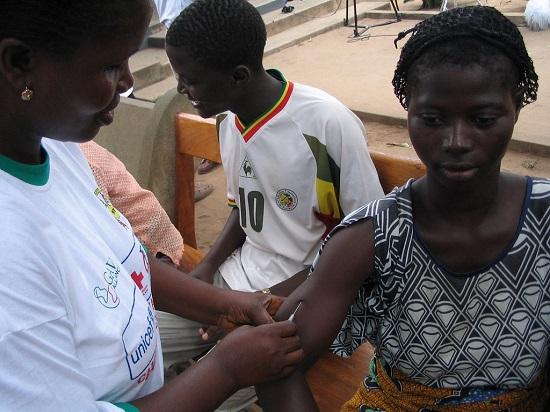 Pfizer betaalt £ 50 miljoen na de dood van Nigeriaanse kinderen in een experiment met een drugstest